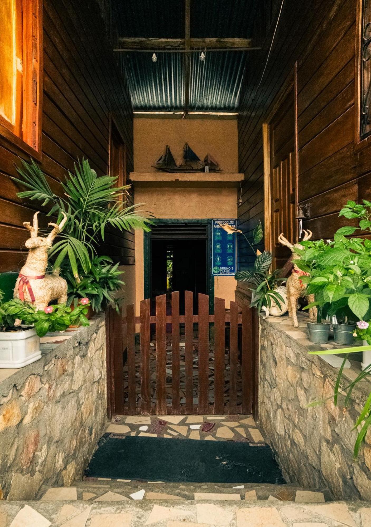 Zazil Ha Hostel El Remate Exterior photo